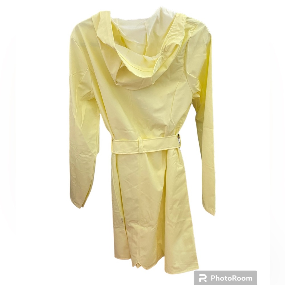 NWT Curve Women’s Rains Waterproof Raincoat Yellow Hooded Trench Coat Size M - Picture 4 of 11